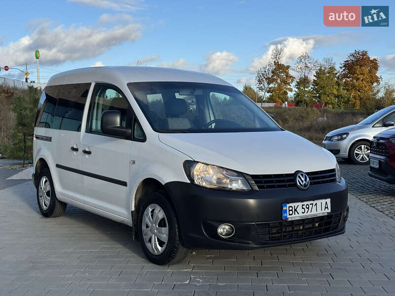 Минивэн Volkswagen Caddy 2011 в 