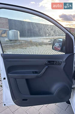Минивэн Volkswagen Caddy 2011 в 