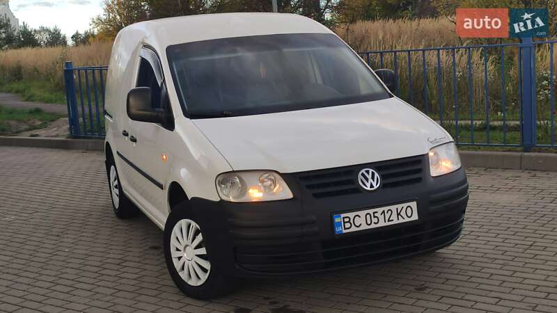 Грузовой фургон Volkswagen Caddy 2006 в Дрогобыче
