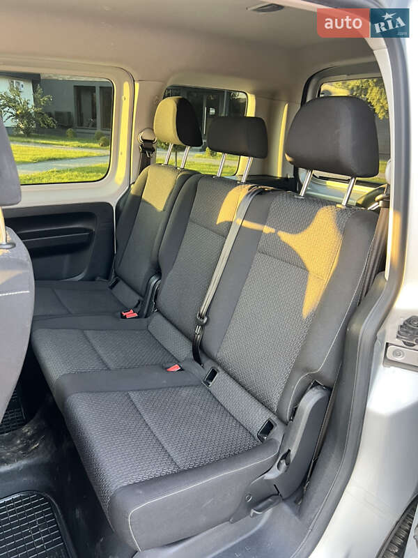 Минивэн Volkswagen Caddy 2016 в Виноградове фото 9 Минивэн Volkswagen Caddy 2016 в Виноградове