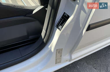 Мінівен Volkswagen Caddy 2012 в 