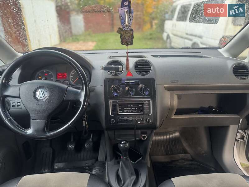 Минивэн Volkswagen Caddy 2007 в Львове