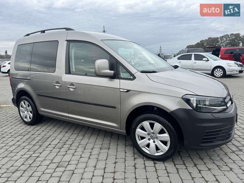 Мінівен Volkswagen Caddy 2016 в Чернівцях фото 3 Мінівен Volkswagen Caddy 2016 в Чернівцях