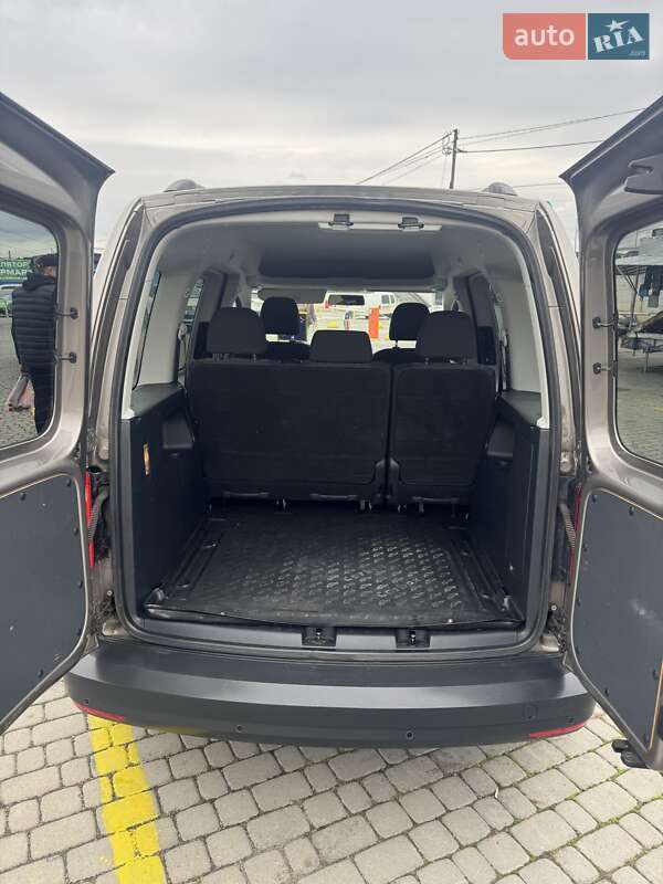 Мінівен Volkswagen Caddy 2016 в Чернівцях фото 15 Мінівен Volkswagen Caddy 2016 в Чернівцях