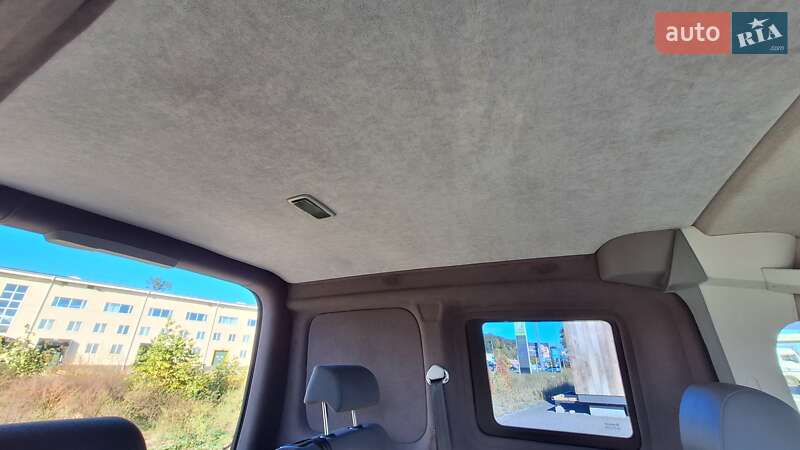 Минивэн Volkswagen Caddy 2008 в Киеве