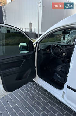 Мінівен Volkswagen Caddy 2015 в 