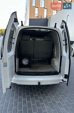 Мінівен Volkswagen Caddy 2015 в 