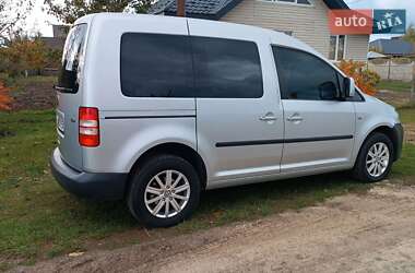 Мінівен Volkswagen Caddy 2011 в 