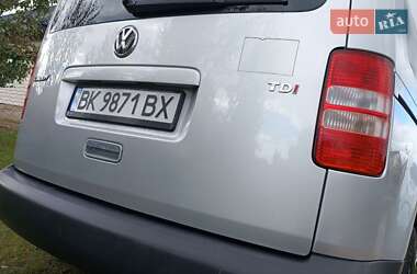 Мінівен Volkswagen Caddy 2011 в 