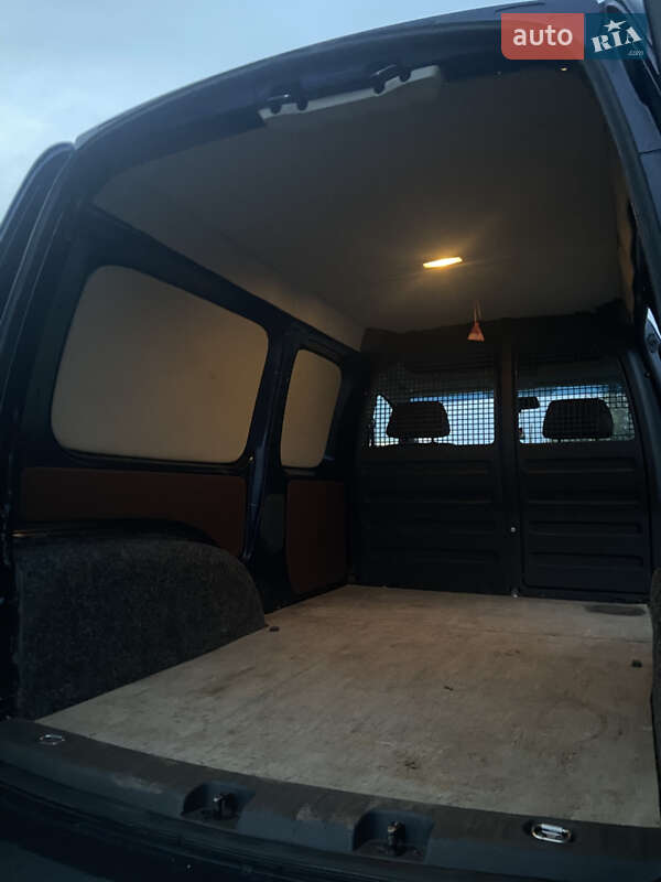 Грузовой фургон Volkswagen Caddy 2011 в Одессе