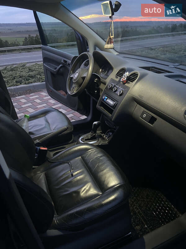 Грузовой фургон Volkswagen Caddy 2011 в Одессе