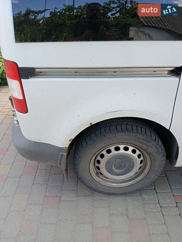 Мінівен Volkswagen Caddy 2006 в Врадіївці фото 8 Мінівен Volkswagen Caddy 2006 в Врадіївці