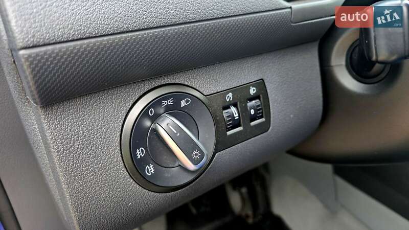 Минивэн Volkswagen Caddy 2006 в Полтаве фото 40 Минивэн Volkswagen Caddy 2006 в Полтаве