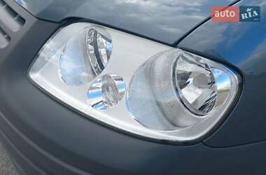 Минивэн Volkswagen Caddy 2009 в 