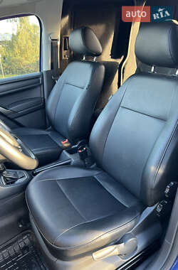 Минивэн Volkswagen Caddy 2015 в 