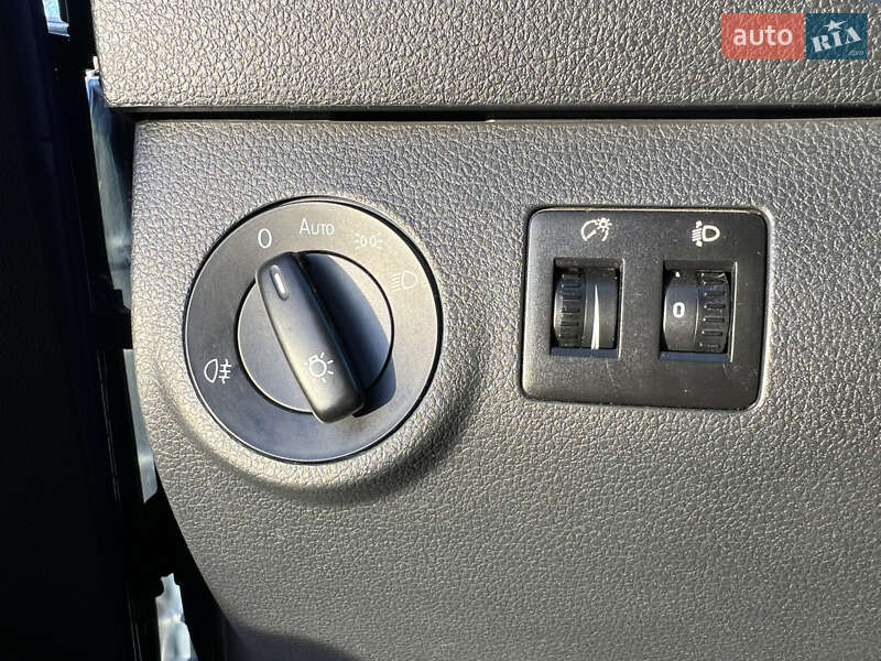 Минивэн Volkswagen Caddy 2015 в Черновцах