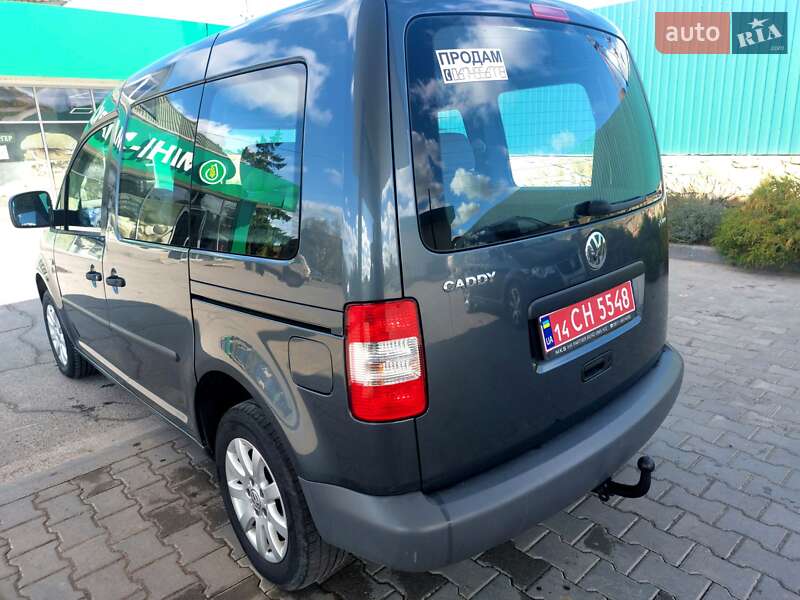 Минивэн Volkswagen Caddy 2010 в Черновцах
