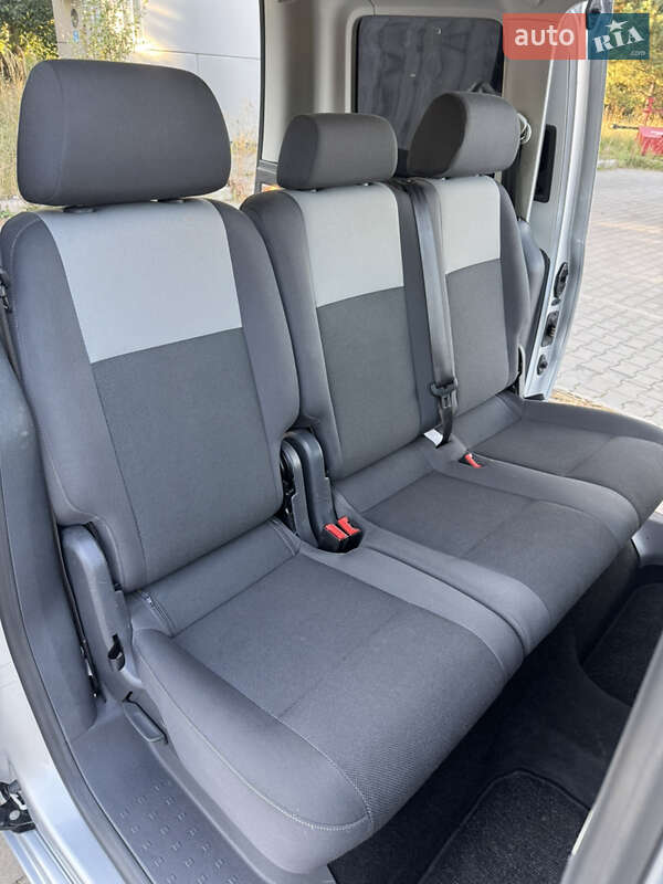 Мінівен Volkswagen Caddy 2014 в Львові фото 24 Мінівен Volkswagen Caddy 2014 в Львові