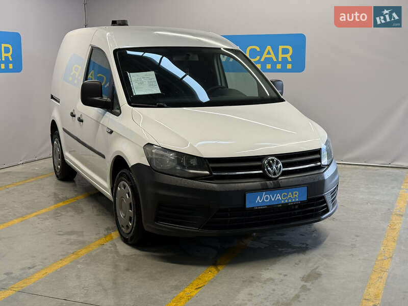 Вантажний фургон Volkswagen Caddy 2017 в Києві