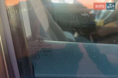 Минивэн Volkswagen Caddy 2011 в 