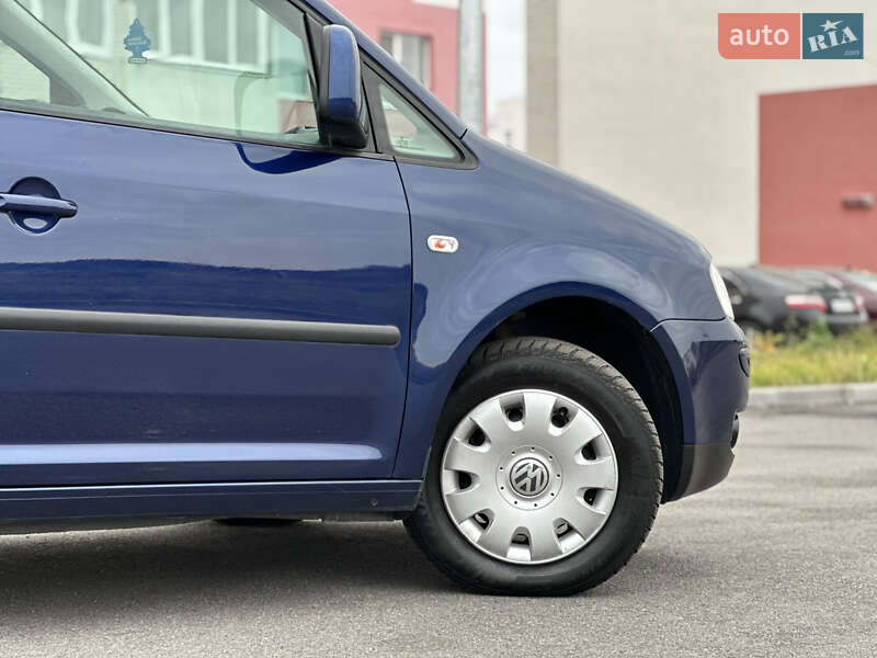 Минивэн Volkswagen Caddy 2008 в Виннице
