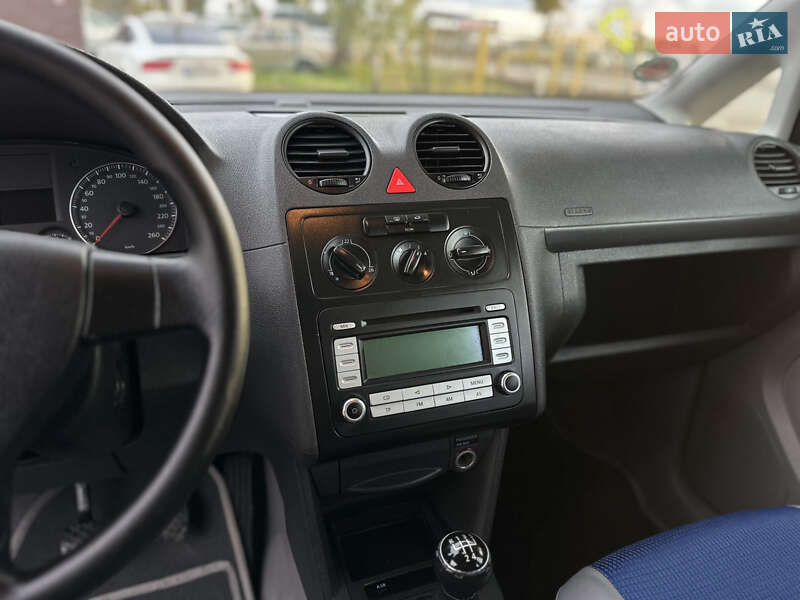 Минивэн Volkswagen Caddy 2006 в Виннице