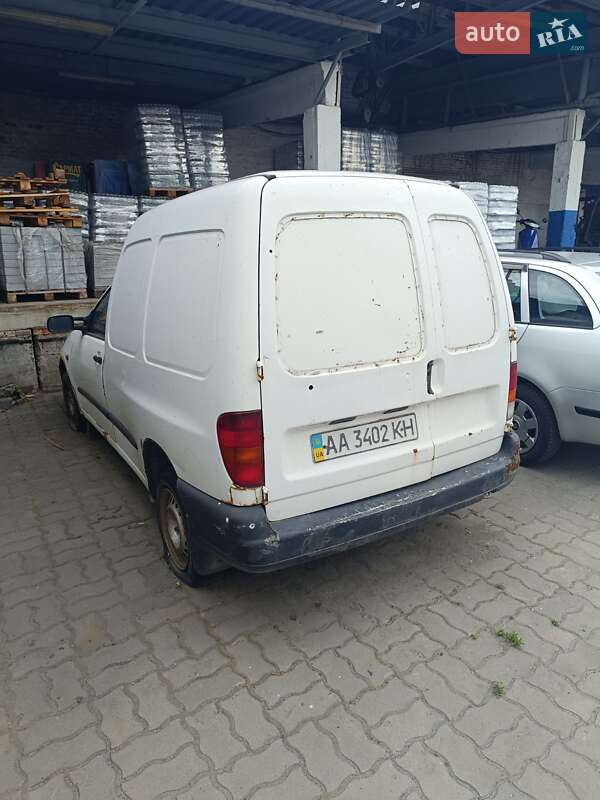 Грузовой фургон Volkswagen Caddy 2002 в Днепре фото 2 Грузовой фургон Volkswagen Caddy 2002 в Днепре