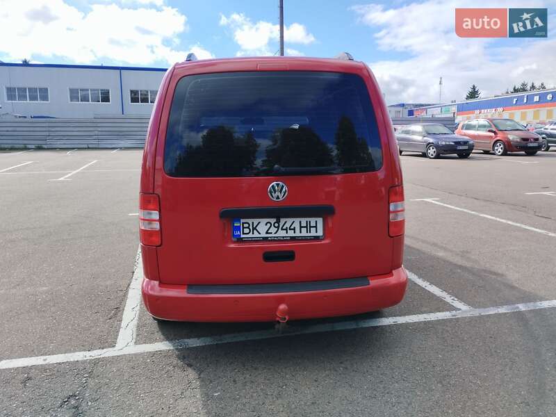 Минивэн Volkswagen Caddy 2014 в Ровно