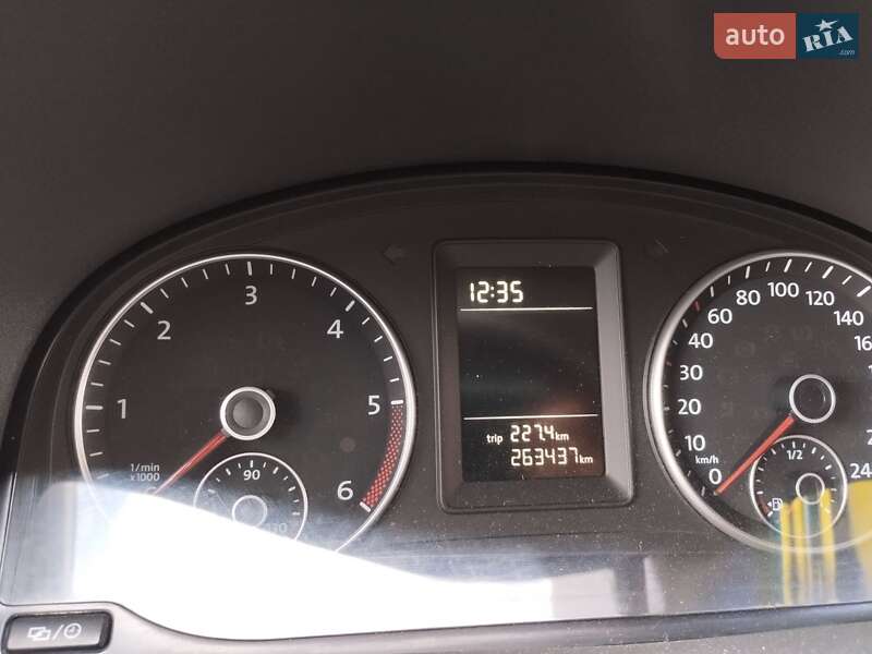 Минивэн Volkswagen Caddy 2014 в Ровно