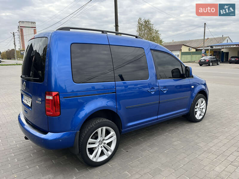 Минивэн Volkswagen Caddy 2014 в Миргороде