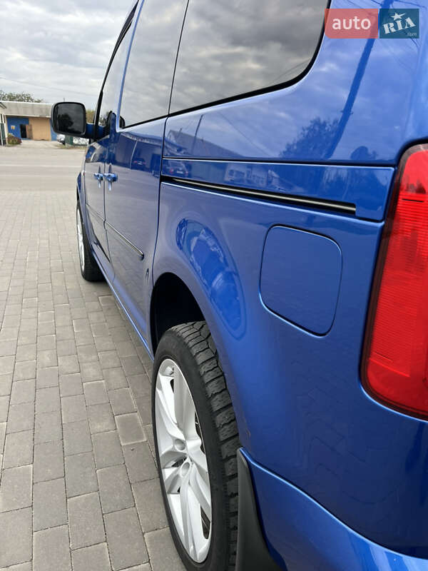 Минивэн Volkswagen Caddy 2014 в Миргороде