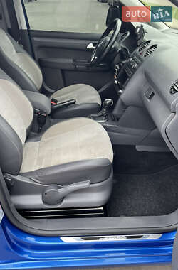 Минивэн Volkswagen Caddy 2014 в 