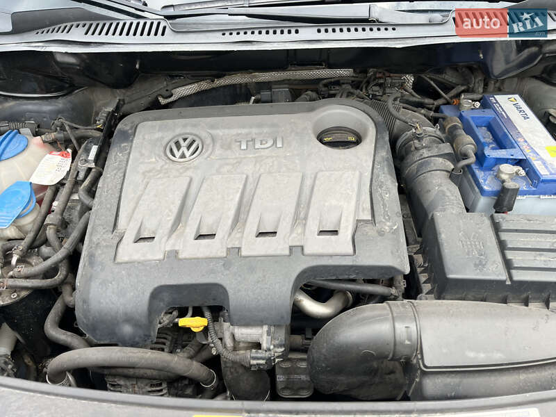 Минивэн Volkswagen Caddy 2014 в Миргороде