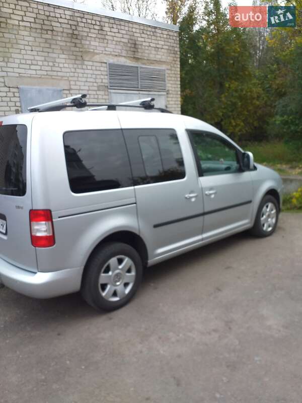 Минивэн Volkswagen Caddy 2009 в Житомире
