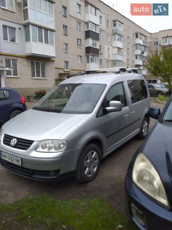 Минивэн Volkswagen Caddy 2009 в Житомире