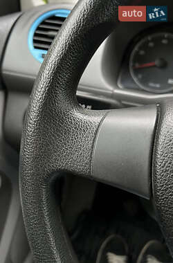 Мінівен Volkswagen Caddy 2008 в  фото 27 Мінівен Volkswagen Caddy 2008 в