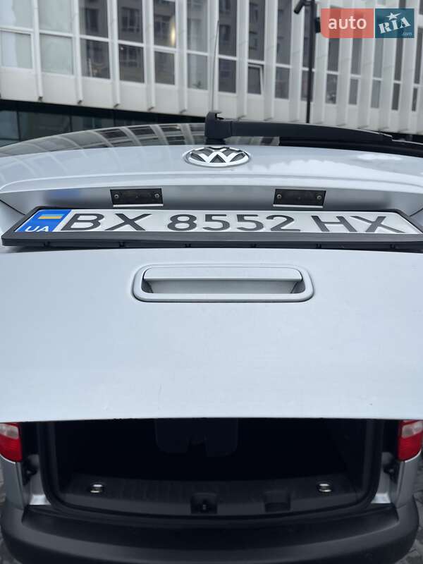 Минивэн Volkswagen Caddy 2011 в Хмельницком