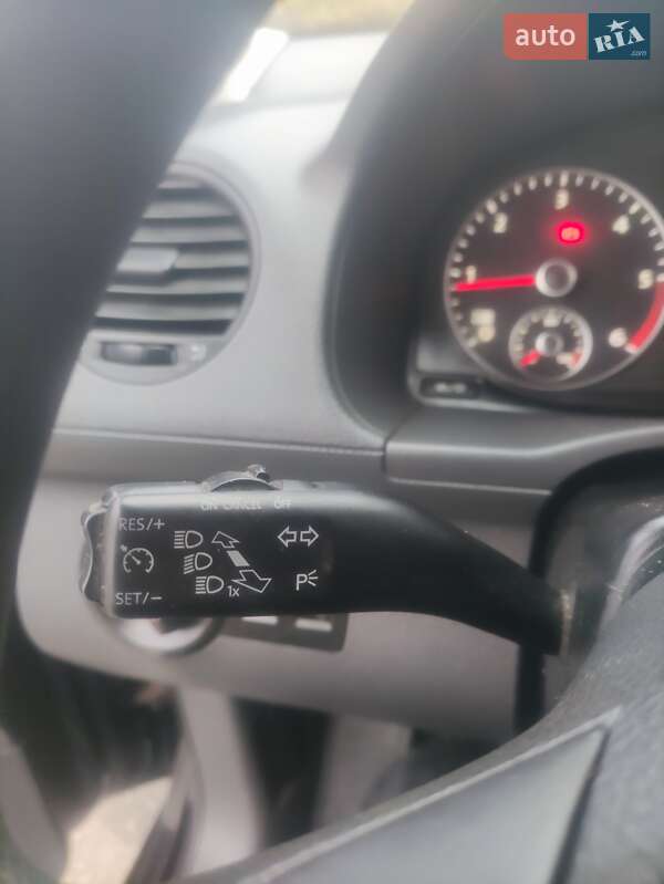 Мінівен Volkswagen Caddy 2012 в Миронівці