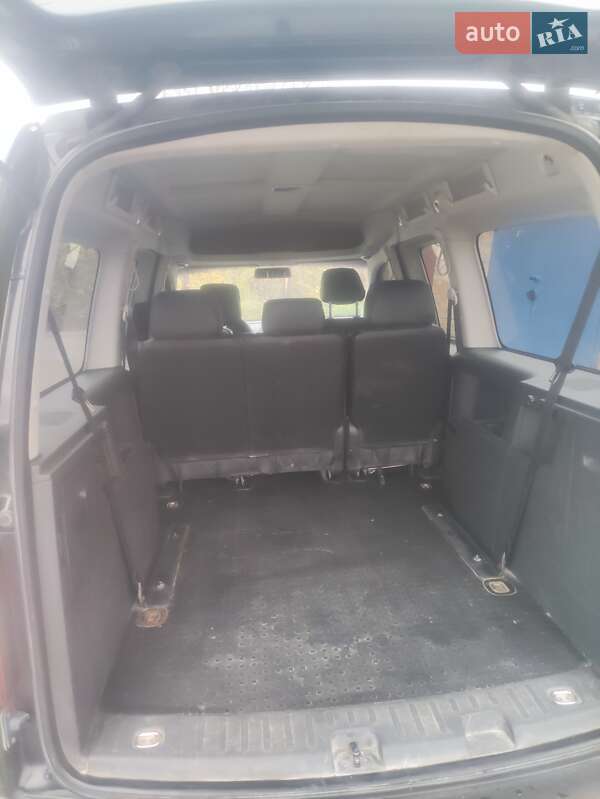 Мінівен Volkswagen Caddy 2012 в Миронівці
