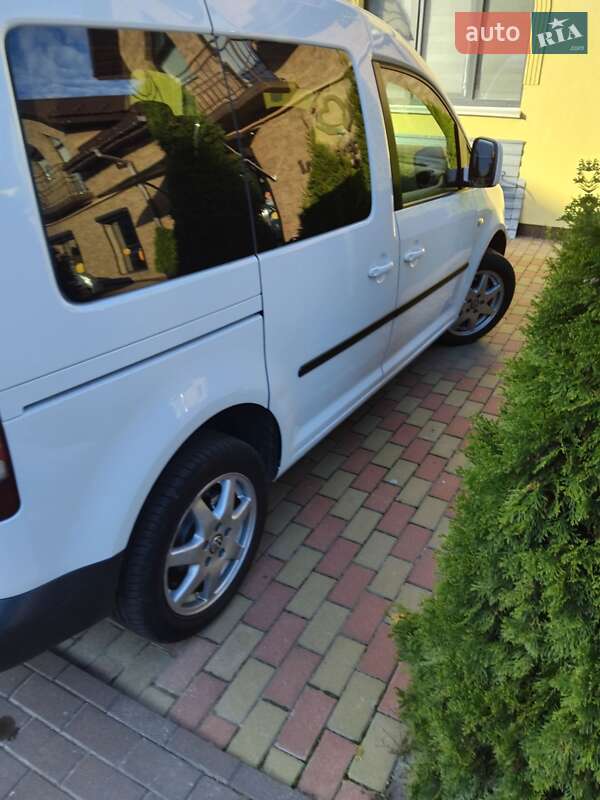 Мінівен Volkswagen Caddy 2013 в Мукачевому фото 12 Мінівен Volkswagen Caddy 2013 в Мукачевому