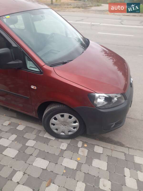 Мінівен Volkswagen Caddy 2011 в Рокитному