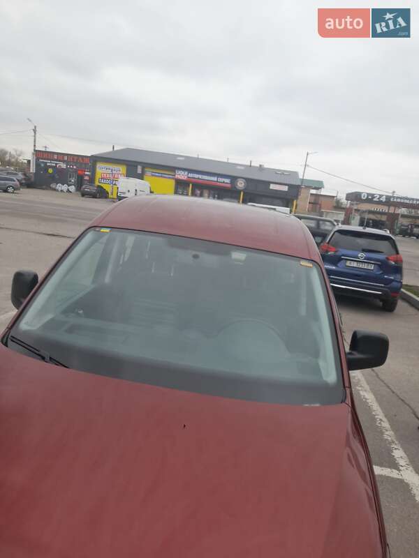 Мінівен Volkswagen Caddy 2011 в Рокитному