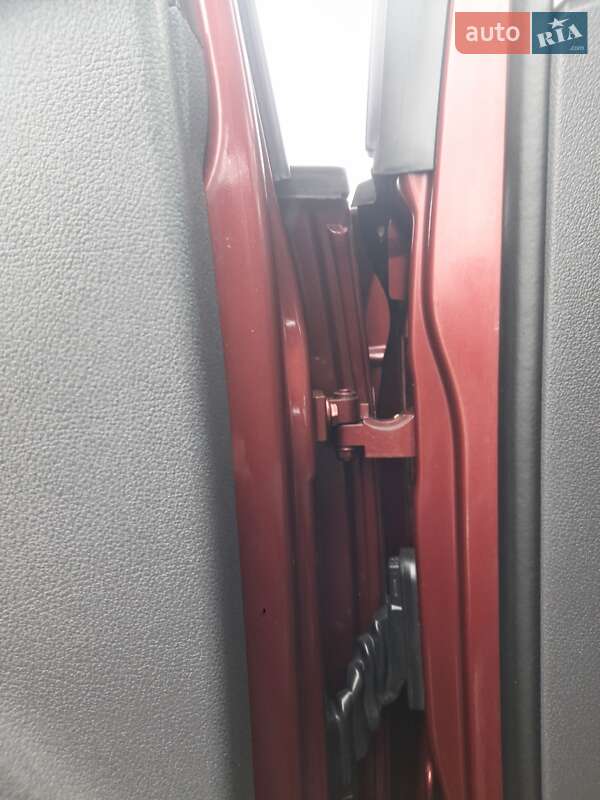 Мінівен Volkswagen Caddy 2011 в Рокитному