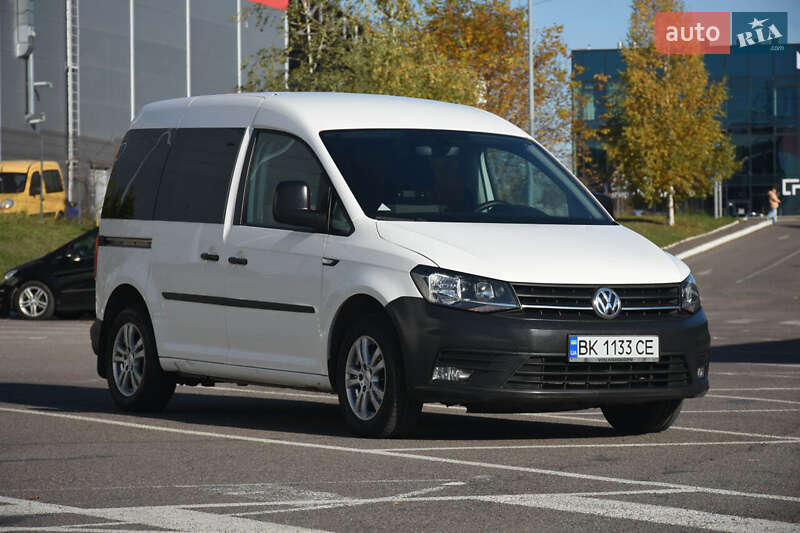 Мінівен Volkswagen Caddy 2016 в Рівному