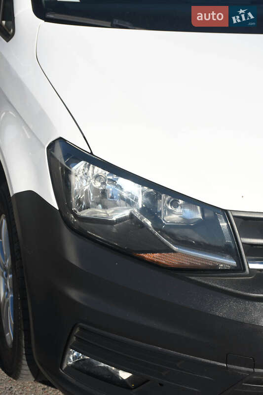 Мінівен Volkswagen Caddy 2016 в Рівному