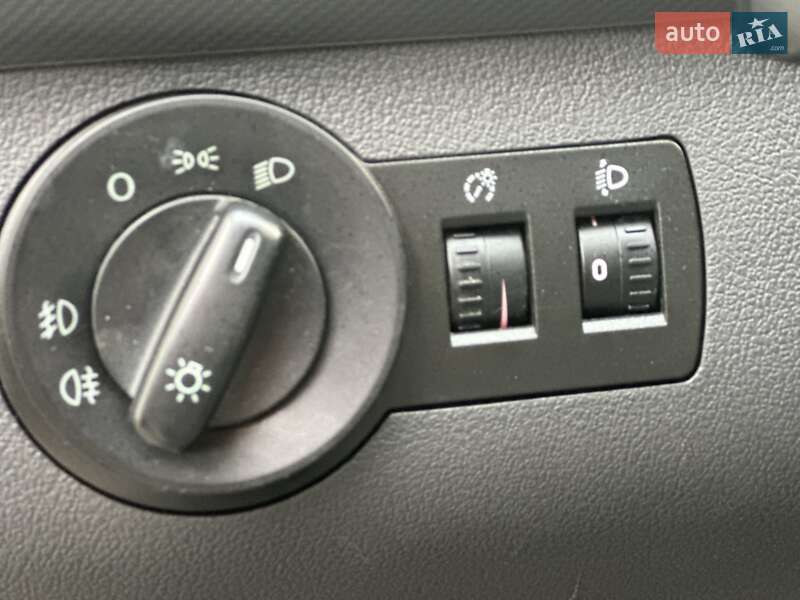 Минивэн Volkswagen Caddy 2006 в Луцке