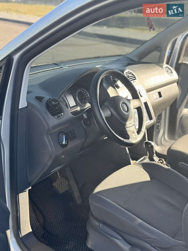 Минивэн Volkswagen Caddy 2012 в Коропе фото 16 Минивэн Volkswagen Caddy 2012 в Коропе