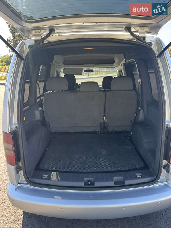 Минивэн Volkswagen Caddy 2012 в Коропе фото 22 Минивэн Volkswagen Caddy 2012 в Коропе