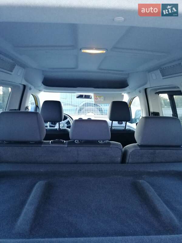 Мінівен Volkswagen Caddy 2014 в Бердичеві