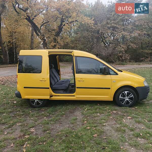 Минивэн Volkswagen Caddy 2006 в Киеве фото 12 Минивэн Volkswagen Caddy 2006 в Киеве